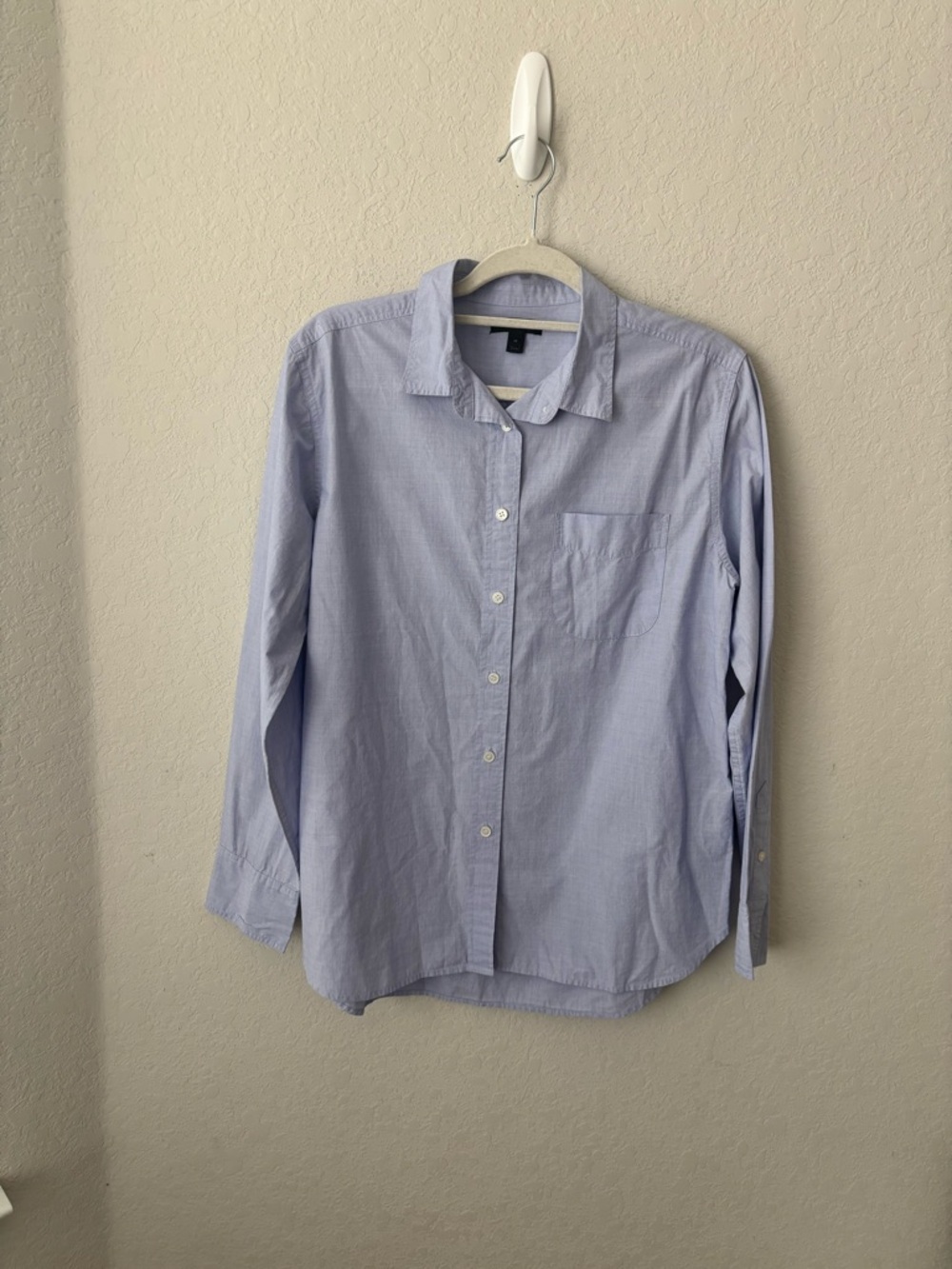 J Crew Classic Light Blue Men's Button-Down Shirt Size Medium - Picture 2 of 6